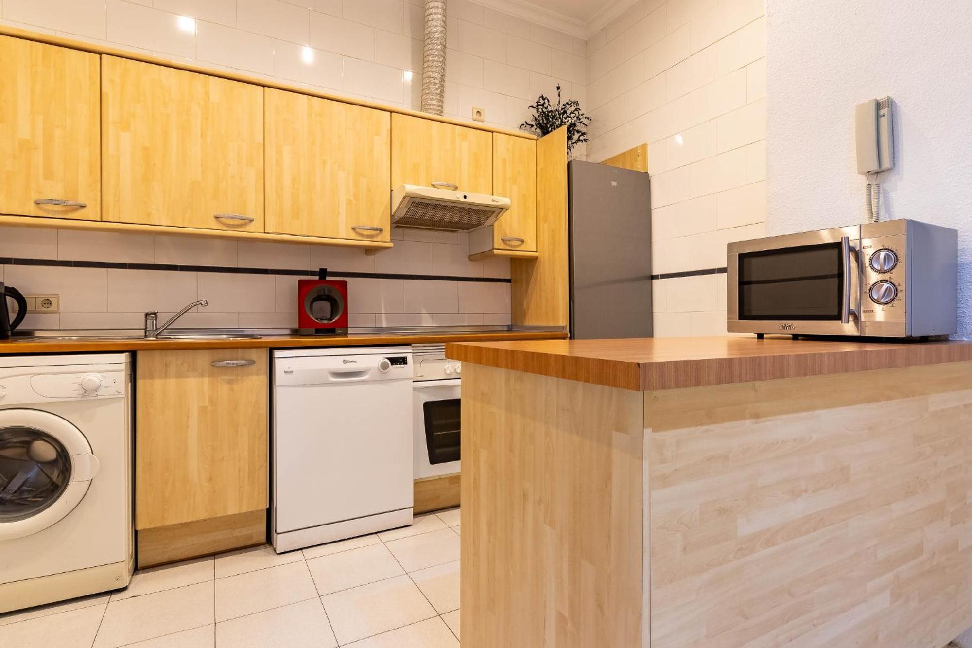 Apartamento Para 6 Con Wifi, Ac, Piscina Y Parking Gratis Benalmádena Eksteriør bilde